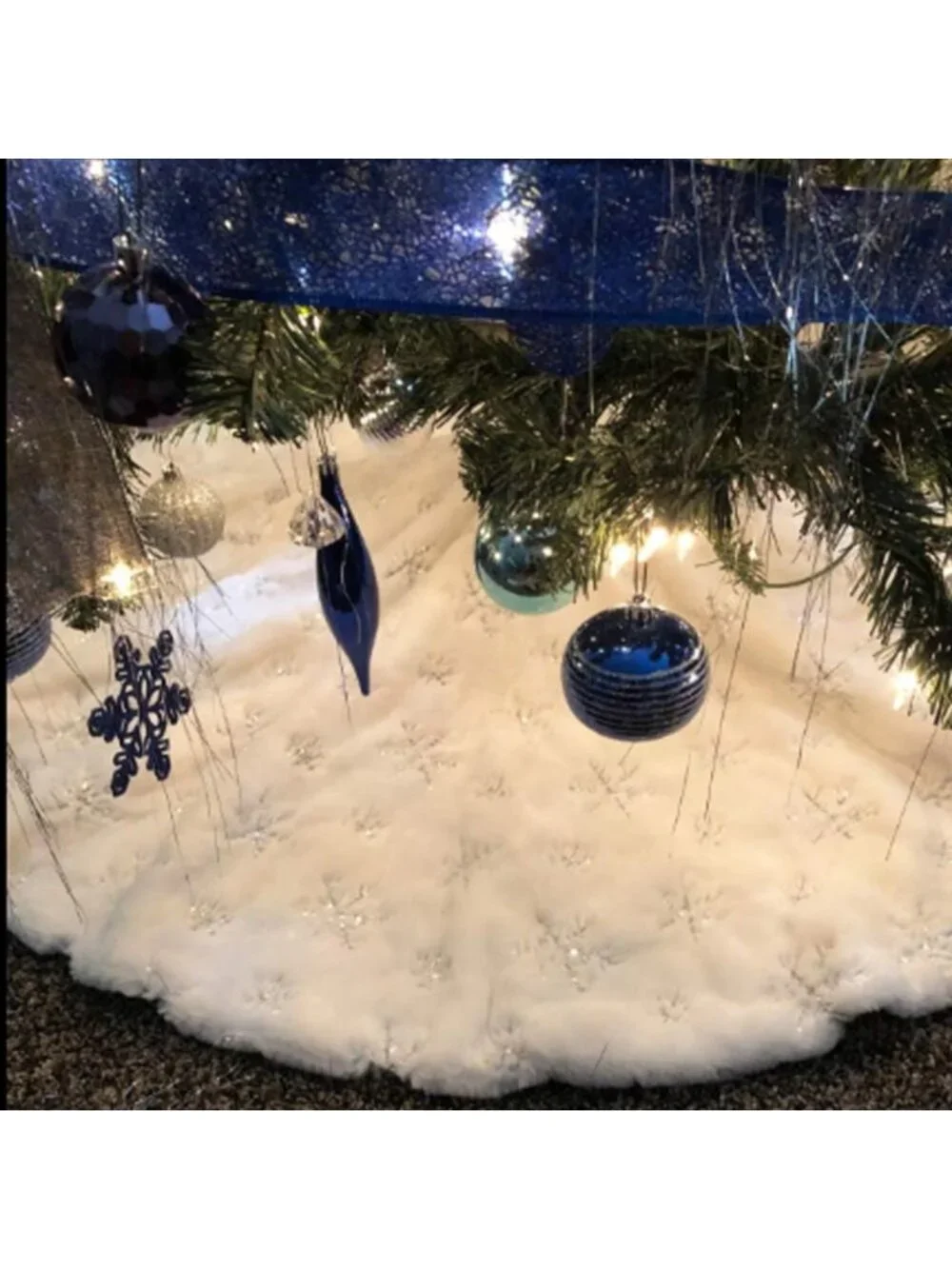 48-Inch White Faux Fur Christmas Tree Skirt with Sequin Snowflakes - Holiday